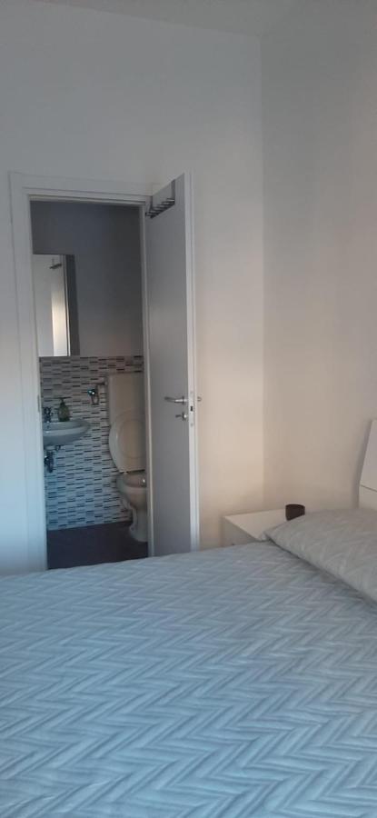 Pensión Corneliaguesthouse Roma